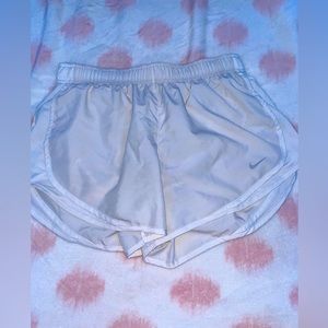 White Nike Shorts in a medium (M)